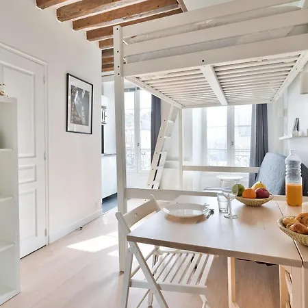 Stylish Mezzanine In The Heart Of 3f Apartman *