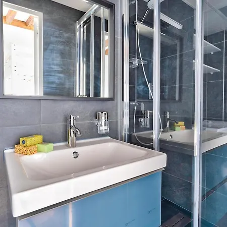 Stylish Mezzanine In The Heart Of 3f Apartman *