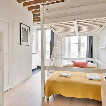 Stylish Mezzanine In The Heart Of 3f Lejlighed *