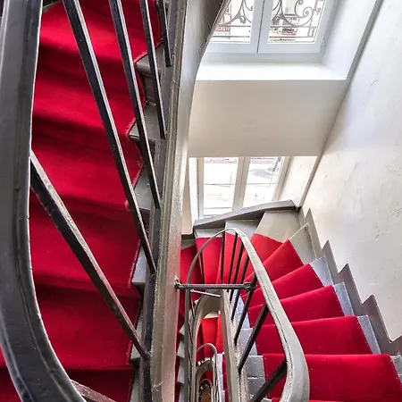 Stylish Mezzanine In The Heart Of 3f *