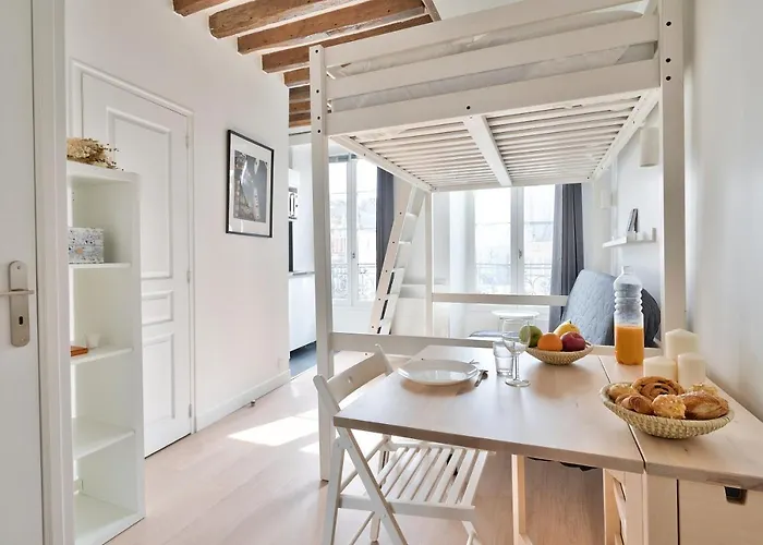 Stylish Mezzanine In The Heart Of 3f Apartamento *